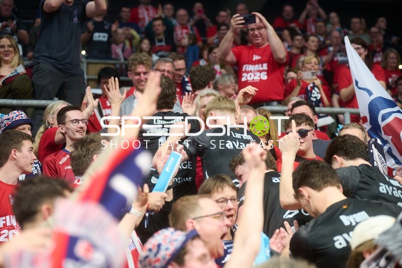 Spielszene mit Neo Laumann (13; SVG Lüneburg) und Teamkollegen