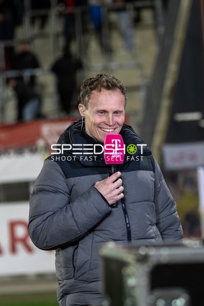 Interview am Spielfeldrand