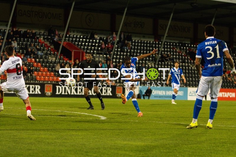 Schuss von Jonas Hofmann (7; FC Energie Cottbus)