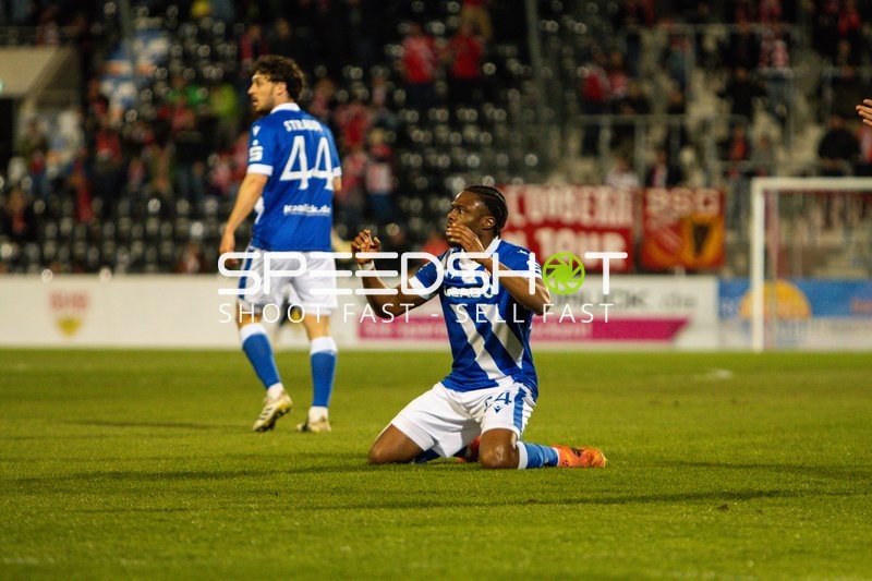 Spieler von FC Energie Cottbus in Aktion