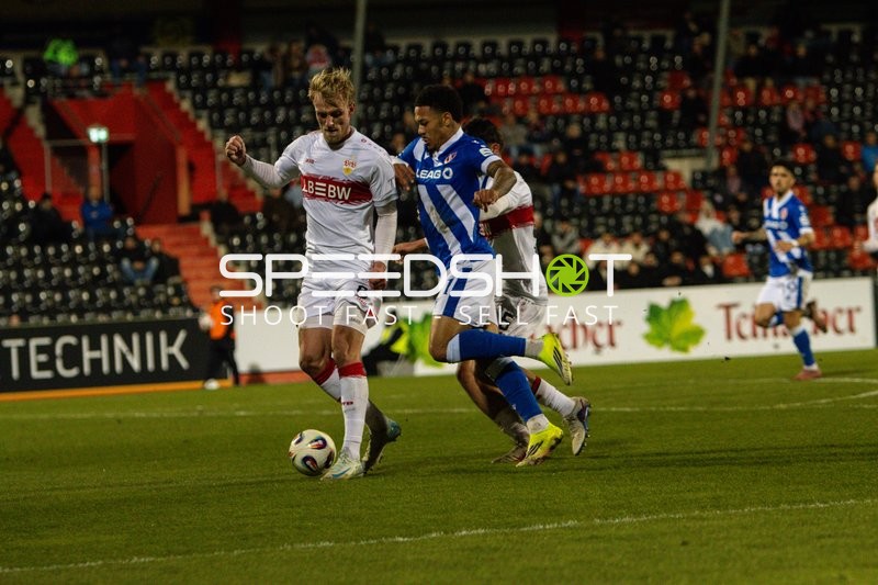 Ballkontrolle und Zweikampf