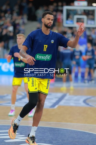 Szene mit Norris Agbakoko (17; Alba Berlin)