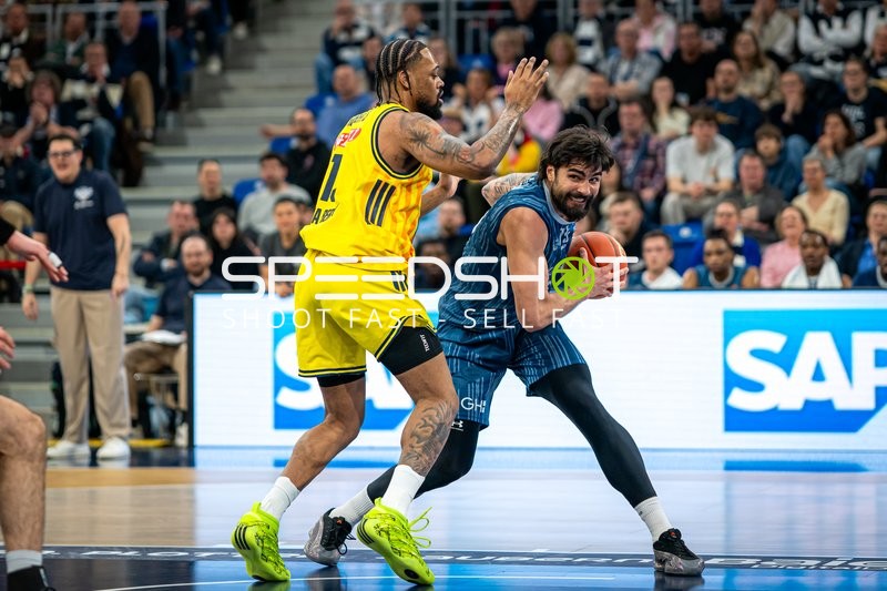 Spielaktion mit Marcel Keßen (15; MLP Academics Heidelberg)