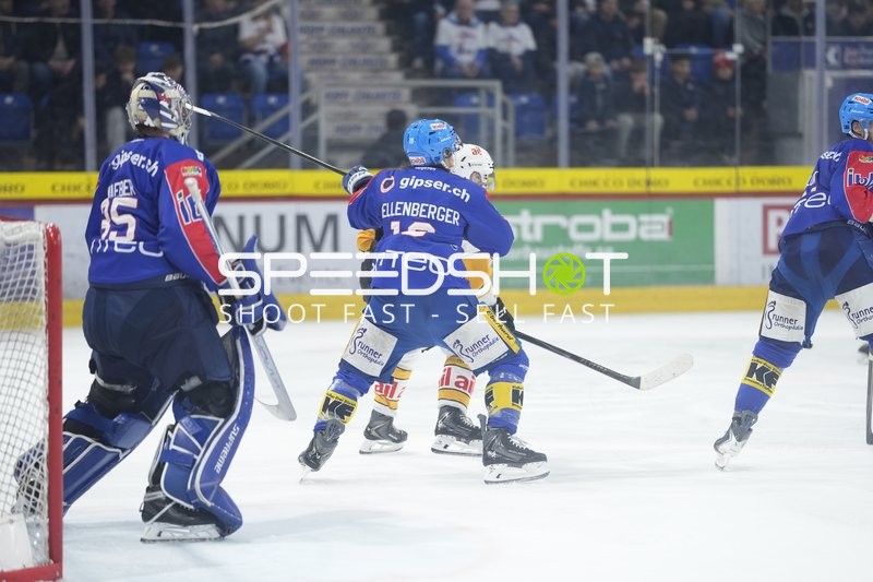 Steve Kellenberger (19; EHC Kloten) verteidigt vor dem Tor