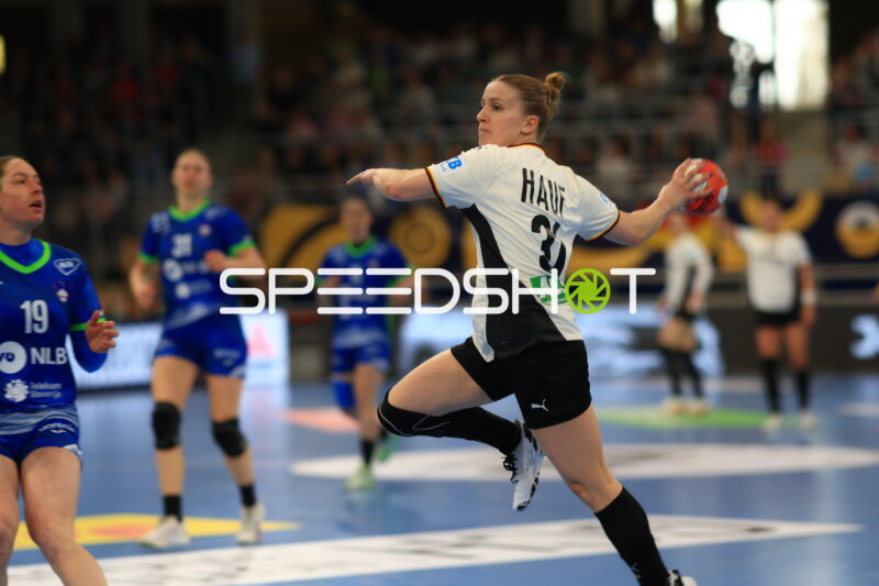 Alexia Hauf (31; Deutschland) in Aktion