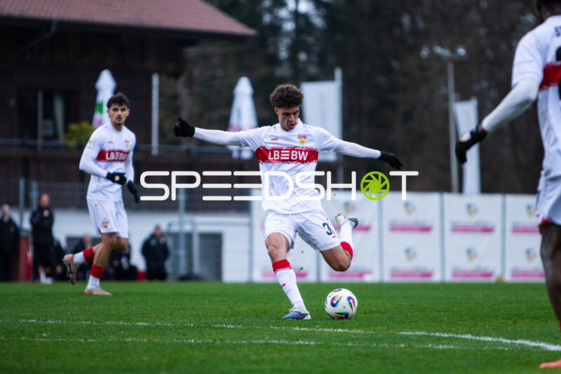 Spieler von VfB Stuttgart II in Aktion