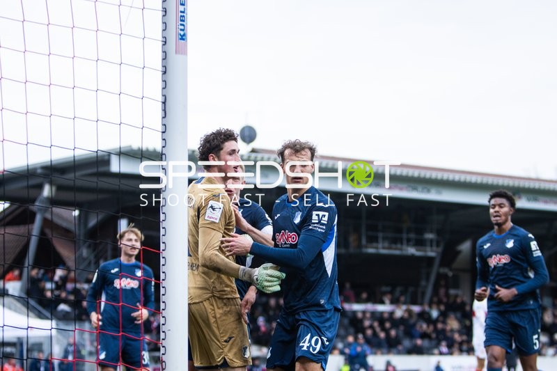 Torwartaktion im Strafraum