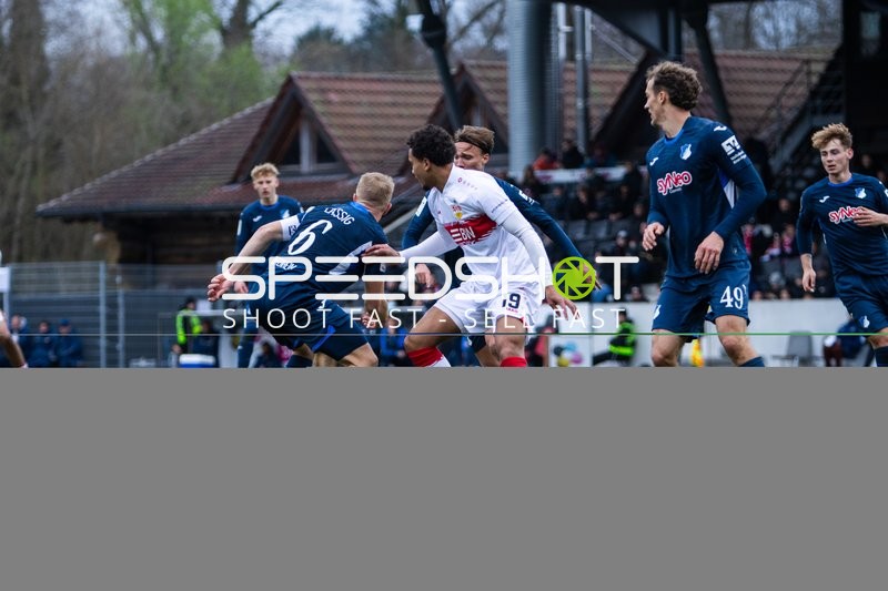 Zweikampf zwischen Spielern