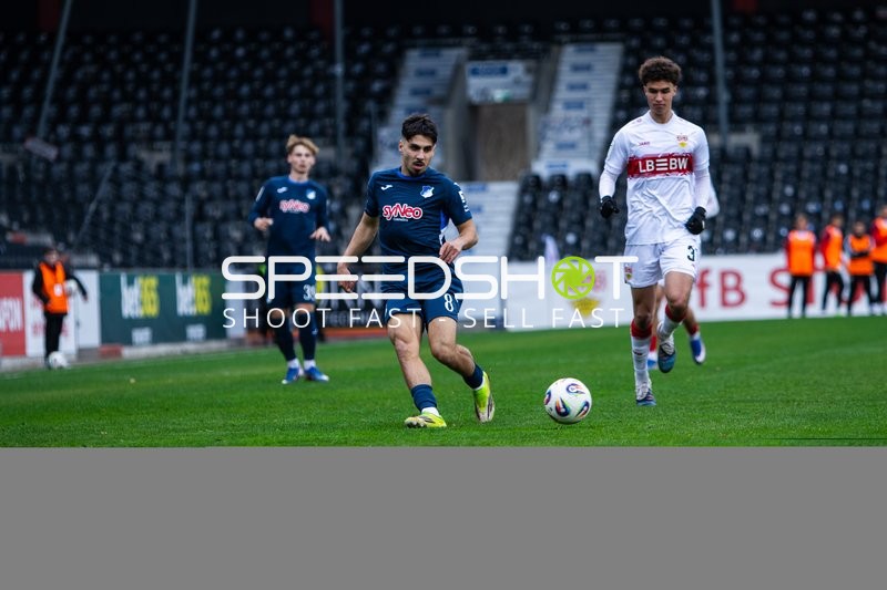 Ballkontrolle und Verteidigung