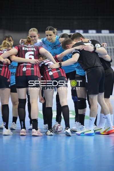 Szene mit Anika Niederwieser (14; Thüringer HC)