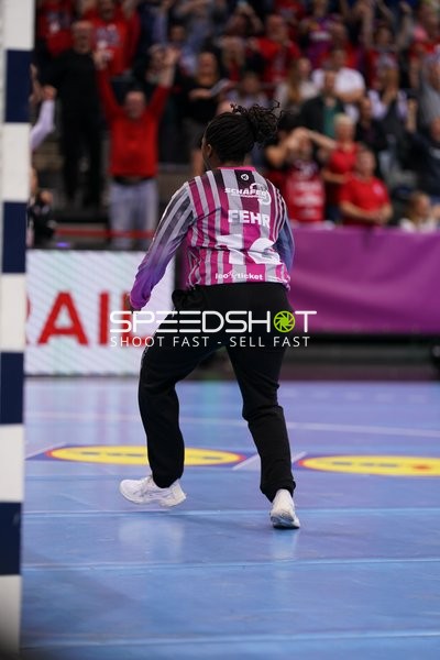 Szene mit Vanessa Fehr (16; HSG Bensheim/Auerbach)