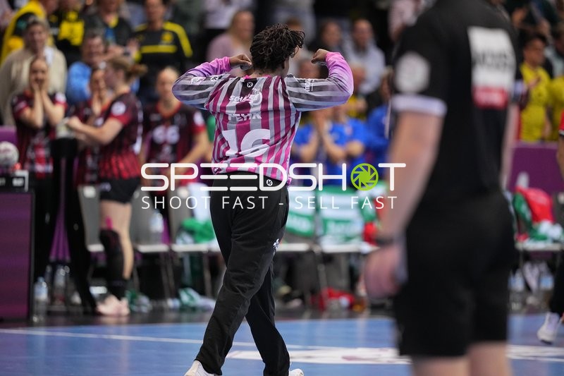 Szene mit Vanessa Fehr (16; HSG Bensheim/Auerbach)