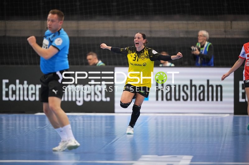 Szene mit Kelly Vollebregt (31; Borussia Dortmund)