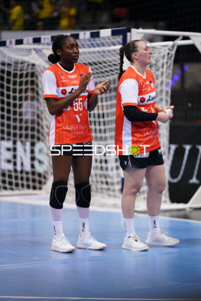 Szene mit Farrelle Njinkeu (55; HSG Blomberg-Lippe)