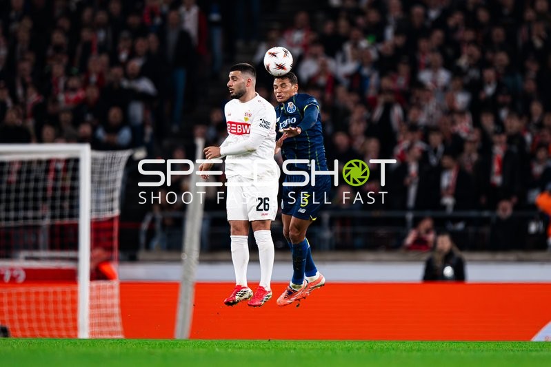 Zweikampf um den Ball