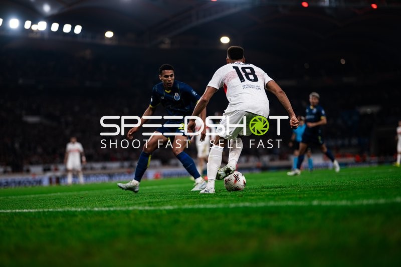 Zweikampf um den Ball