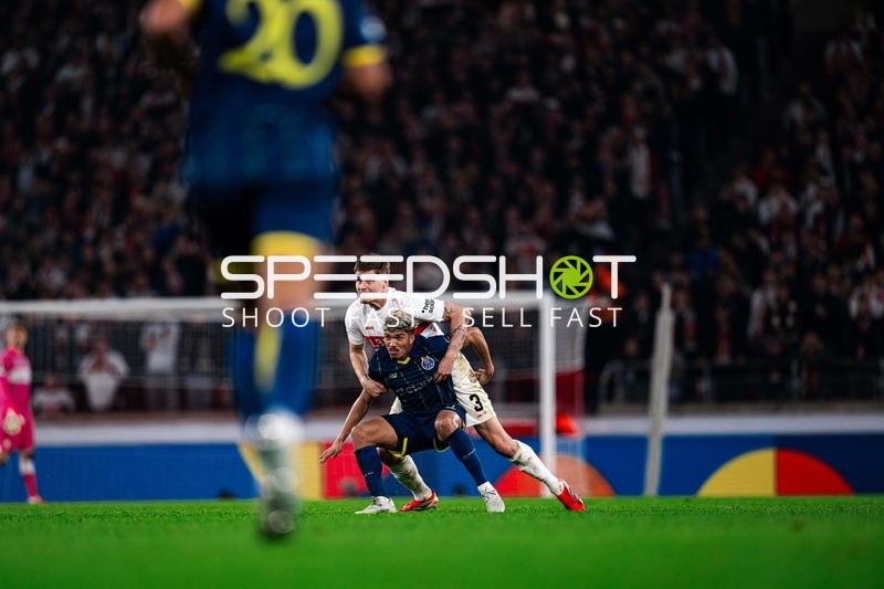 Zweikampf um den Ball