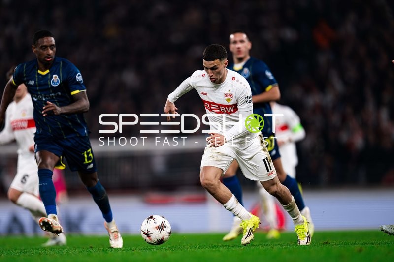 Ballkontrolle und Verteidigung