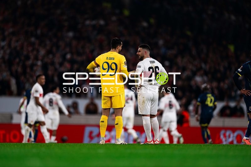 Spielszene mit Ballkontakt