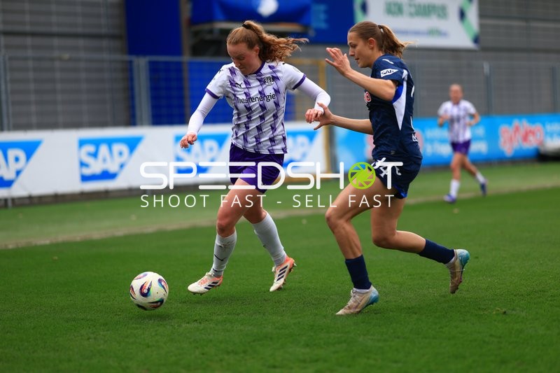 Zweikampf um den Ball