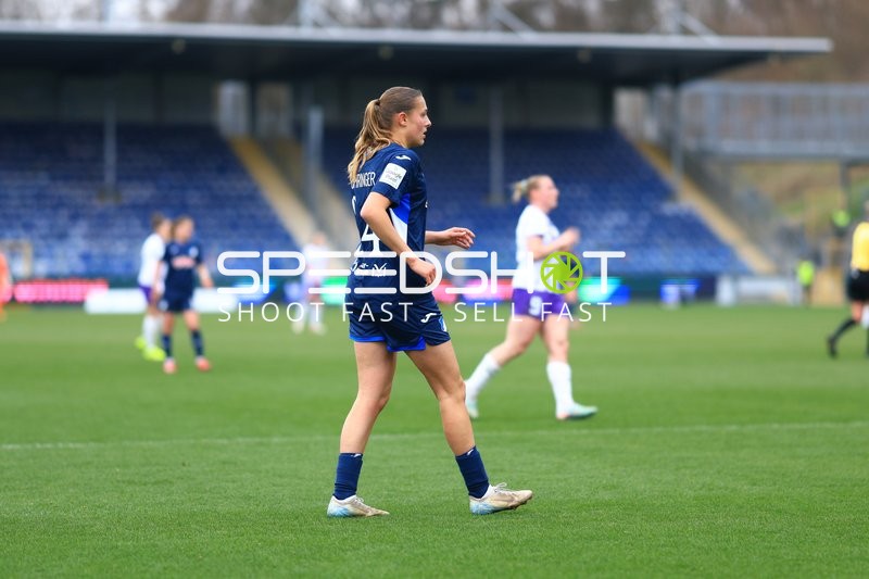 Spielszene mit Svenja Vöhringer (34; TSG Hoffenheim)