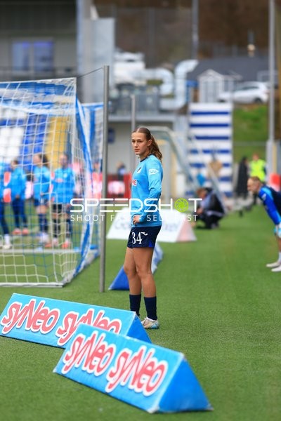 Torwartin Svenja Vöhringer (34; TSG Hoffenheim) im Fokus