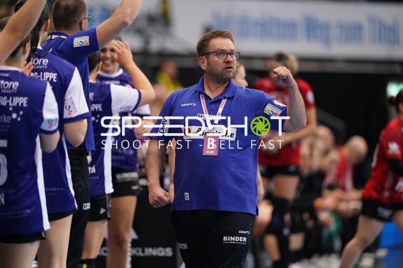 Szene mit Steffen Birkner (999; HSG Blomberg-Lippe)