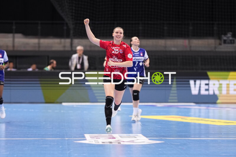 Szene mit Anna Szabo (26; Thüringer HC)