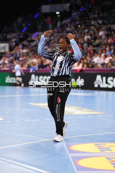 Szene mit Vanessa Fehr (16; HSG Bensheim/Auerbach)