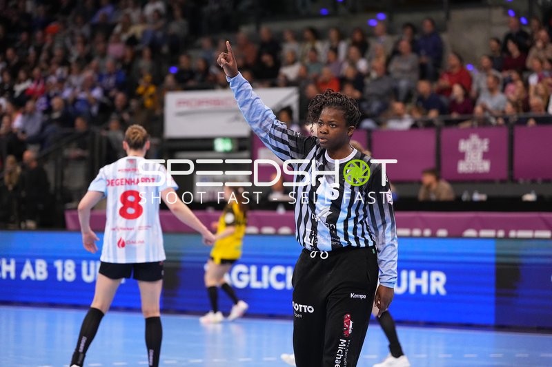 Szene mit Vanessa Fehr (16; HSG Bensheim/Auerbach)