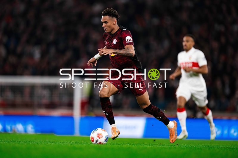 Spieler mit Ball in Aktion