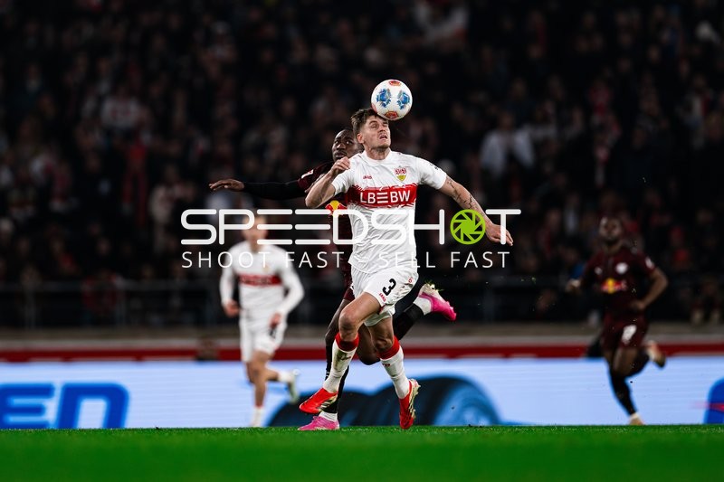 Zweikampf um den Ball