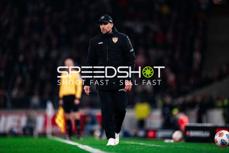 Trainer an der Seitenlinie