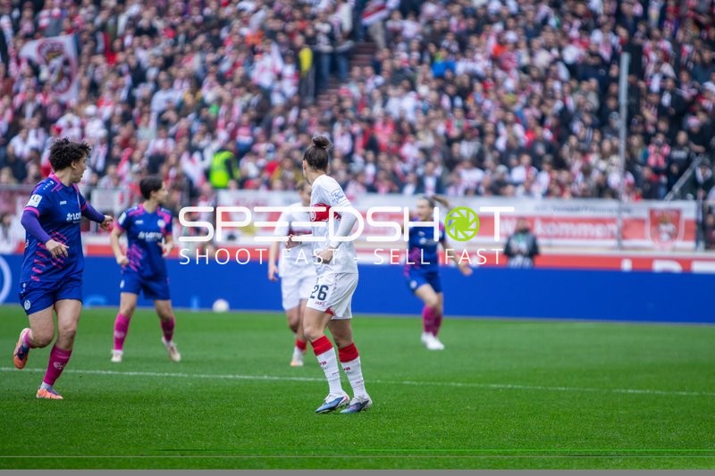 Spielszene mit Ballbesitz