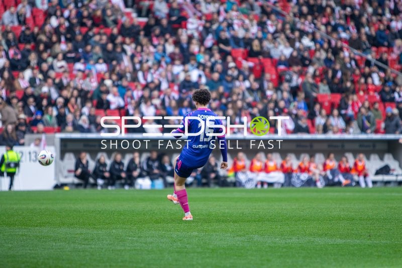 Schuss von Anna Lotte Donner (15; 1. FSV Mainz 05)