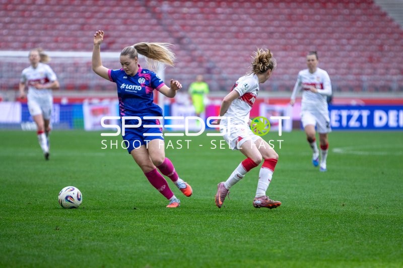 Zweikampf um den Ball