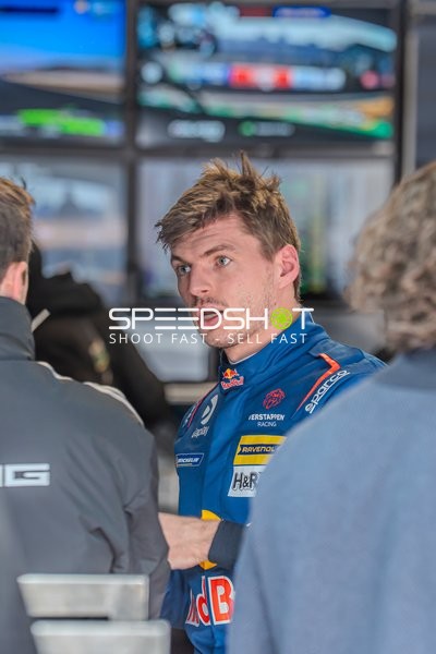 Boxengassen-Gespräch beim NLS Rennen