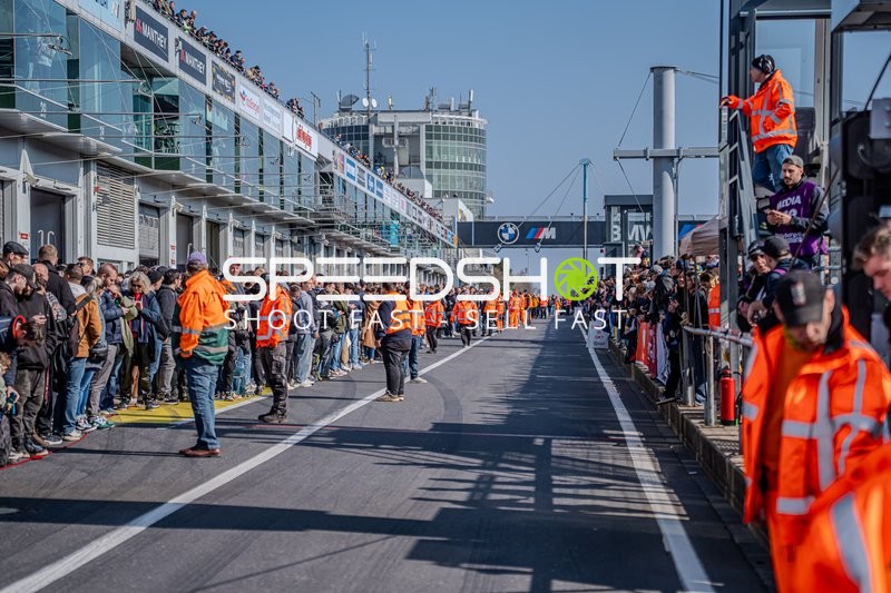 Startaufstellung am Nürburgring