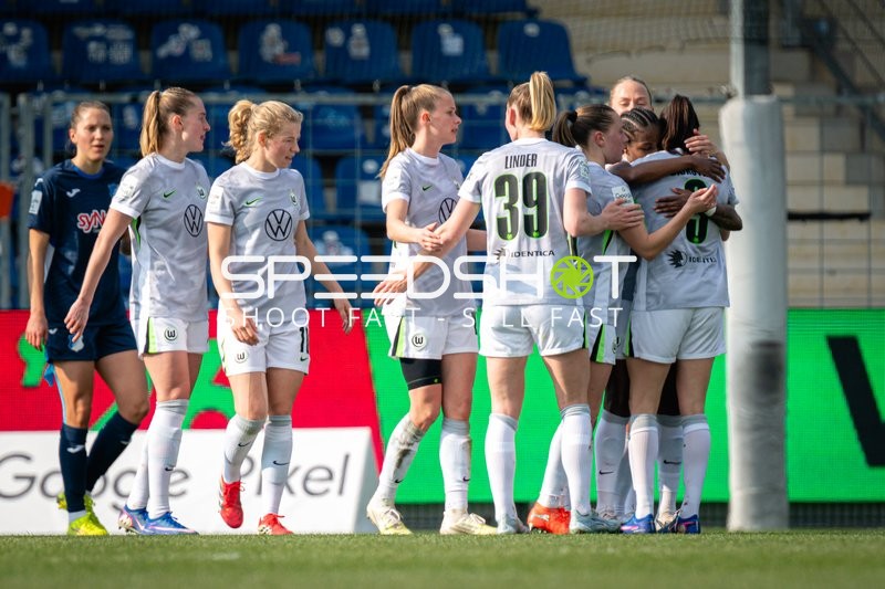 Spielerinnen feiern Jubel