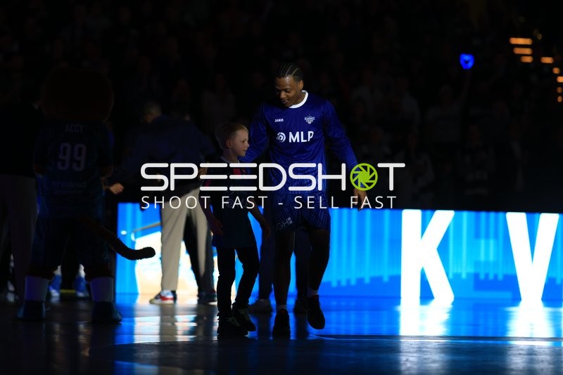 Szene mit DJ Horne (0; MLP Academics Heidelberg)