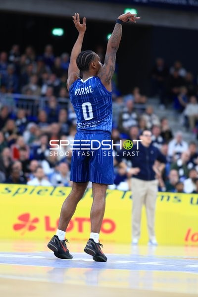 DJ Horne (0; MLP Academics Heidelberg) in Aktion