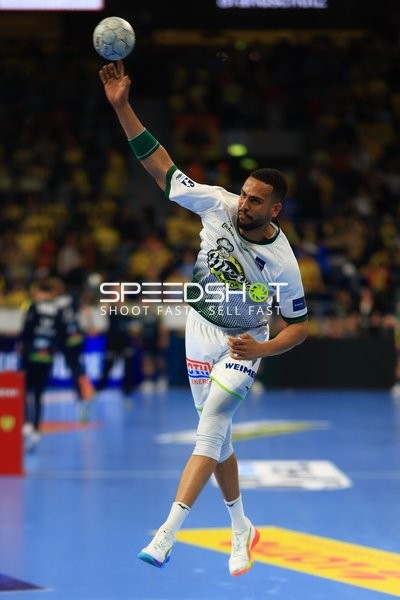 Szene mit Philipp Ahouansou (19; HSG Wetzlar)