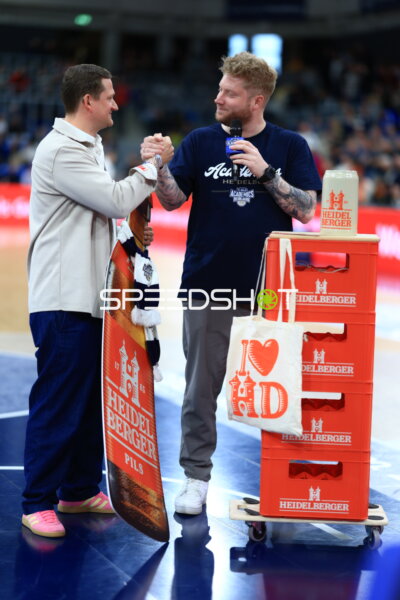 Moderation mit Kevin Gerwin (490; DYN TV)