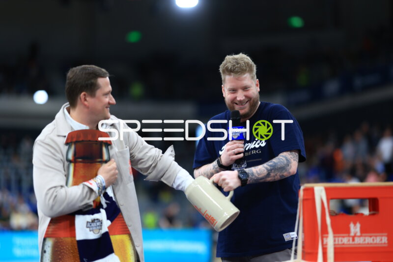 Moderation mit Kevin Gerwin (490; DYN TV)