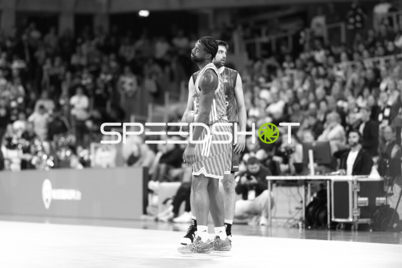 Szene mit Malik Osborne (10; Ratiopharm Ulm) und Mateo Seric (21; MLP Academics Heidelberg)