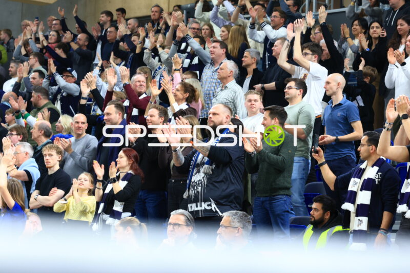 Fan-Szene in der Halle