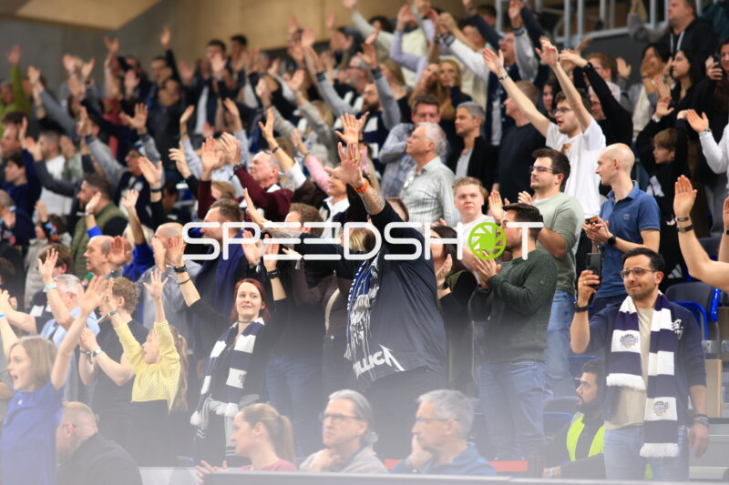 Fan-Szene in der Halle