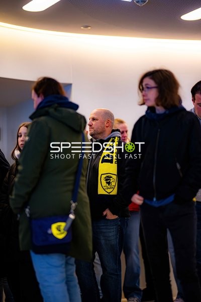 Fans in der SAP Arena