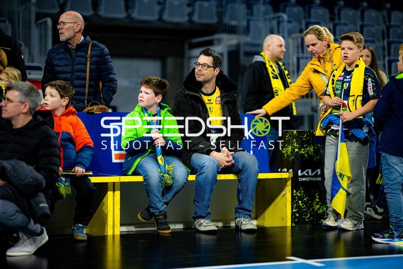 Fans in der SAP Arena