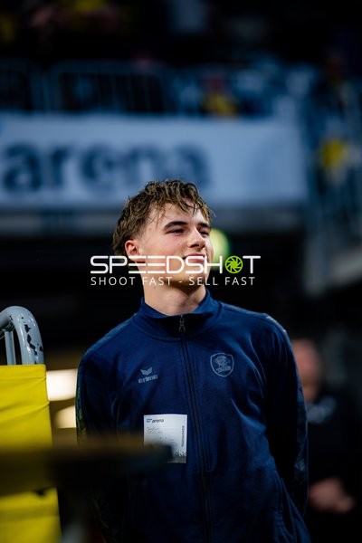 Person in Trainingsanzug